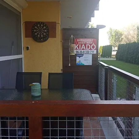 In Balatonoeszoed 20195 דירה